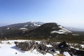 縞枯山・茶臼山展望台からの眺望