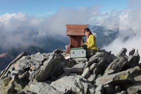 槍ヶ岳山頂にて 1