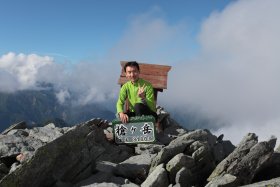 槍ヶ岳山頂にて 3