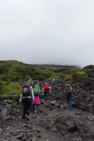 富士宮口新六合目　宝永山荘