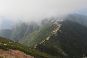 雲に覆われて