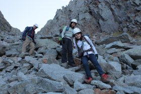 白出沢を下山