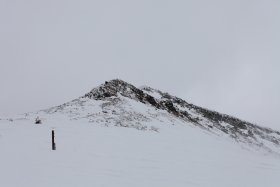 硫黄岳山頂まであと少し