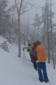 登山らしい斜面