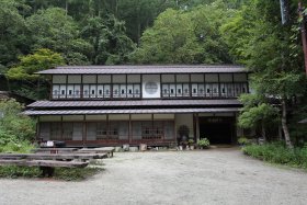 青木鉱泉