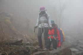 大沢を下山中