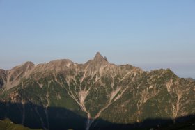 赤く染まる槍ヶ岳
