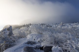 東天狗岳山頂は雲の中？