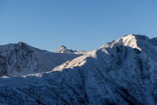 宝剣岳と宝剣山荘、天狗荘